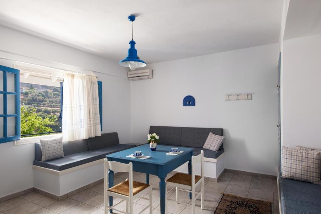 הוילה אבדילוס Sea View Kerame מראה חיצוני תמונה